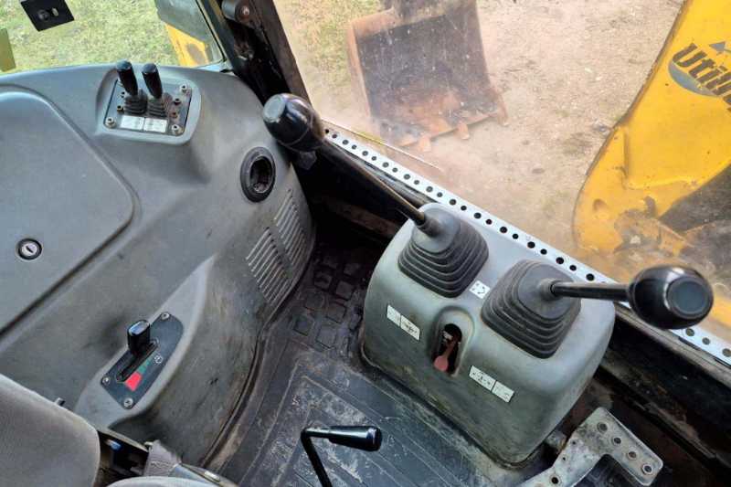 OmecoHub - Immagine KOMATSU WB93R-5